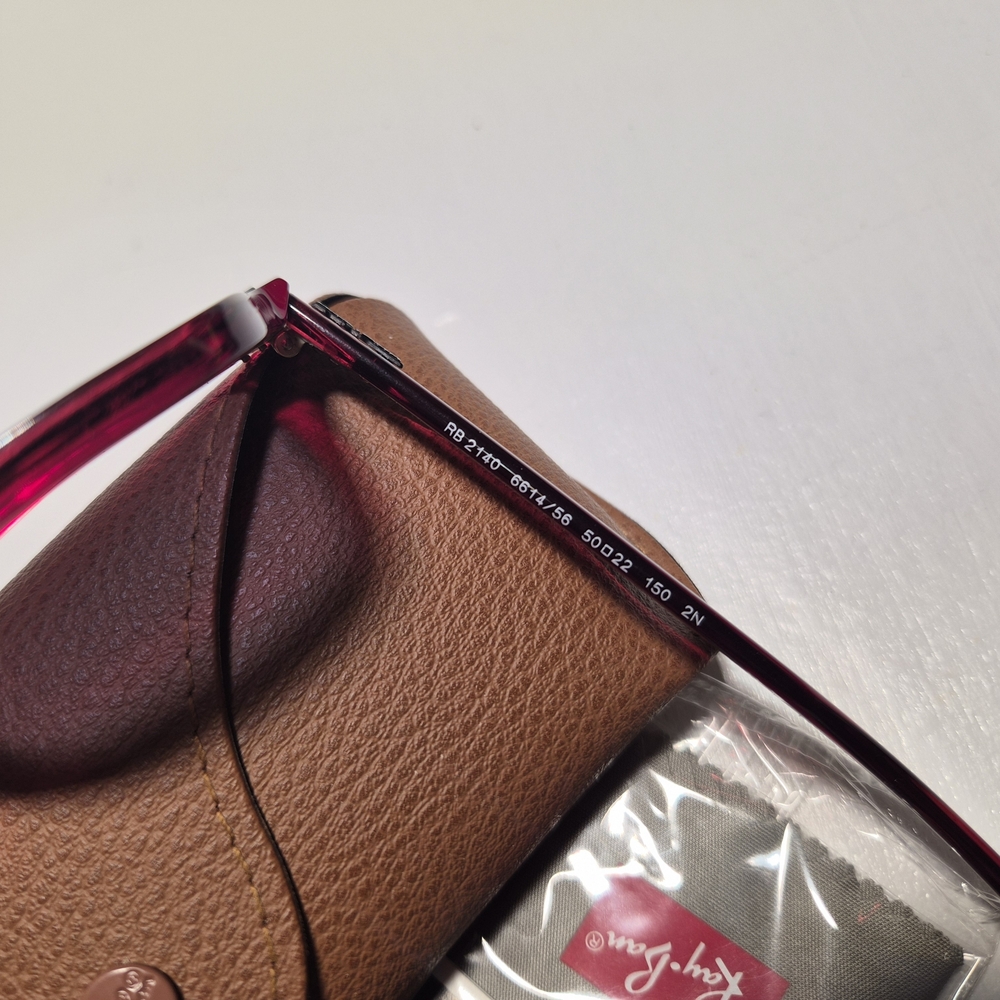 Ray Ban Original Wayfarer Colorblock Sunglasses in Red Womens - Picture 12 of 16